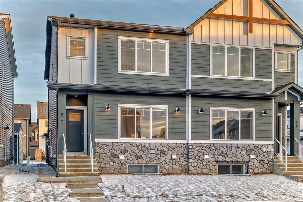 Picture of 674 Rangeview Street SE, Calgary Real Estate Listing