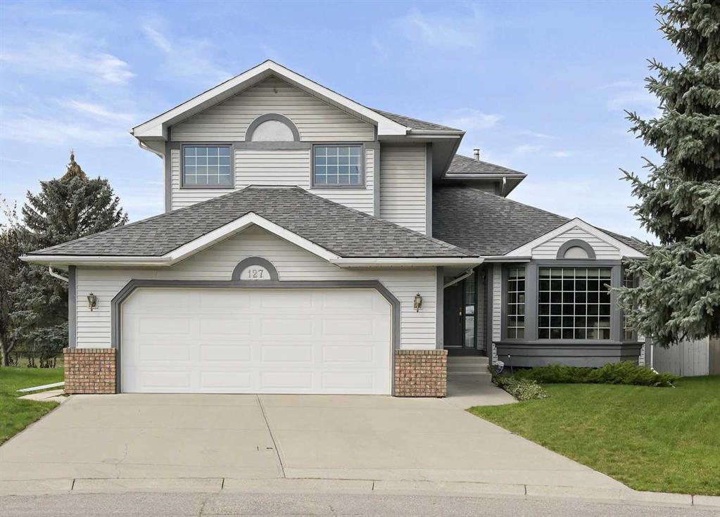 Picture of 127 Douglasbank Court SE, Calgary Real Estate Listing