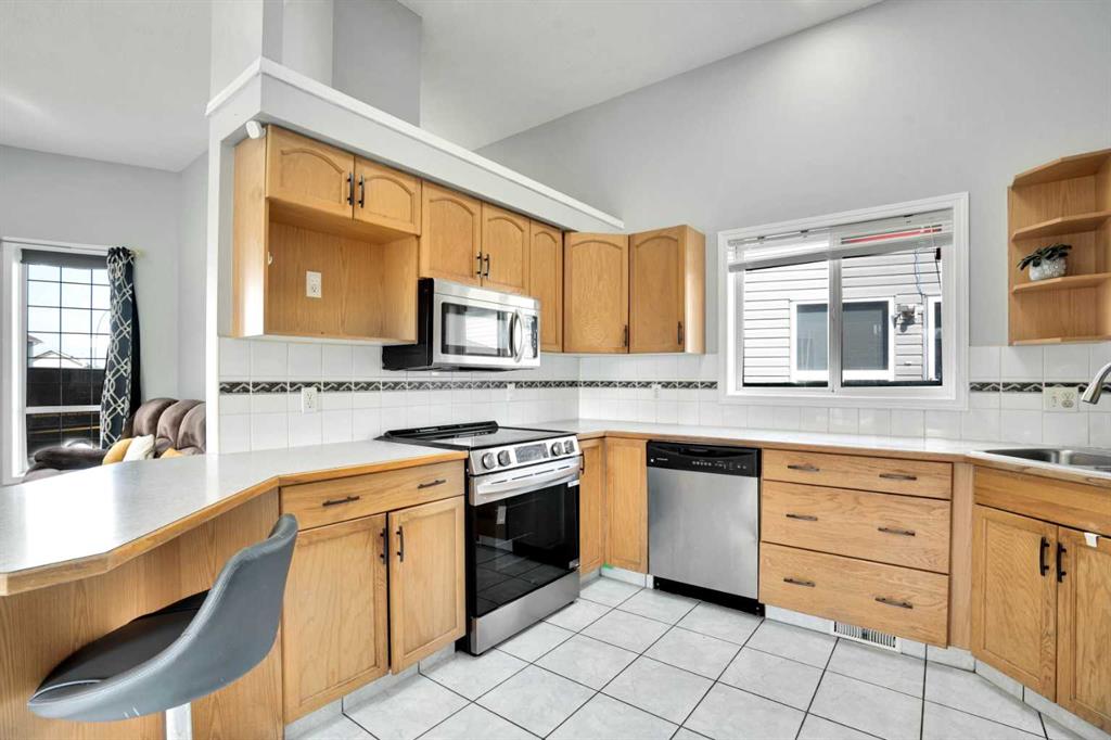 Picture of 235 Saddlemead Road NE, Calgary Real Estate Listing