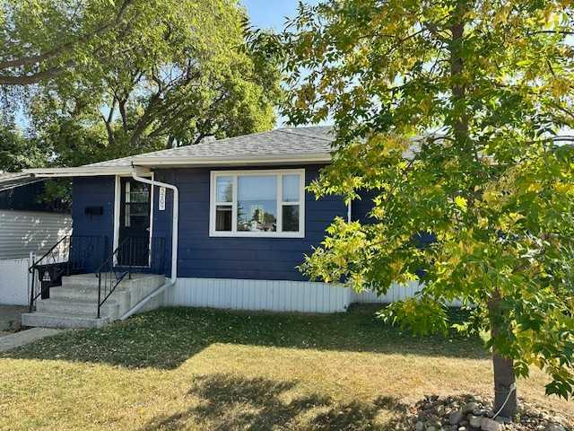 Picture of 5209 Waghorn Street , Blackfalds Real Estate Listing