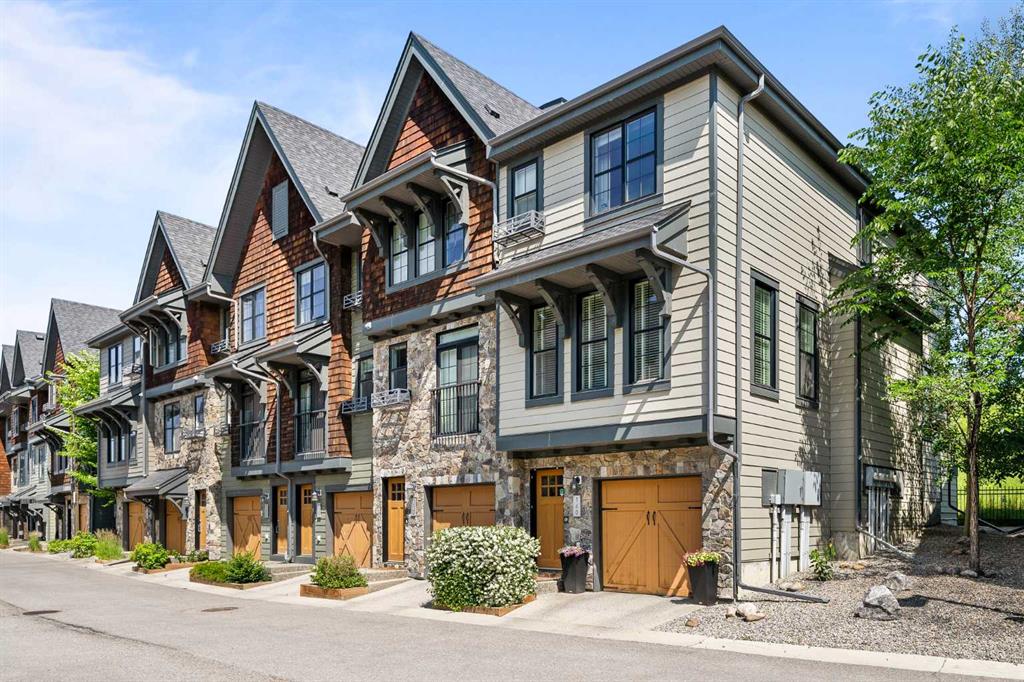 Picture of 140 Ascot Point SW, Calgary Real Estate Listing