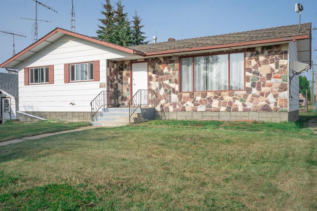 Picture of 5011 51st Ave Scott  , Bashaw Real Estate Listing