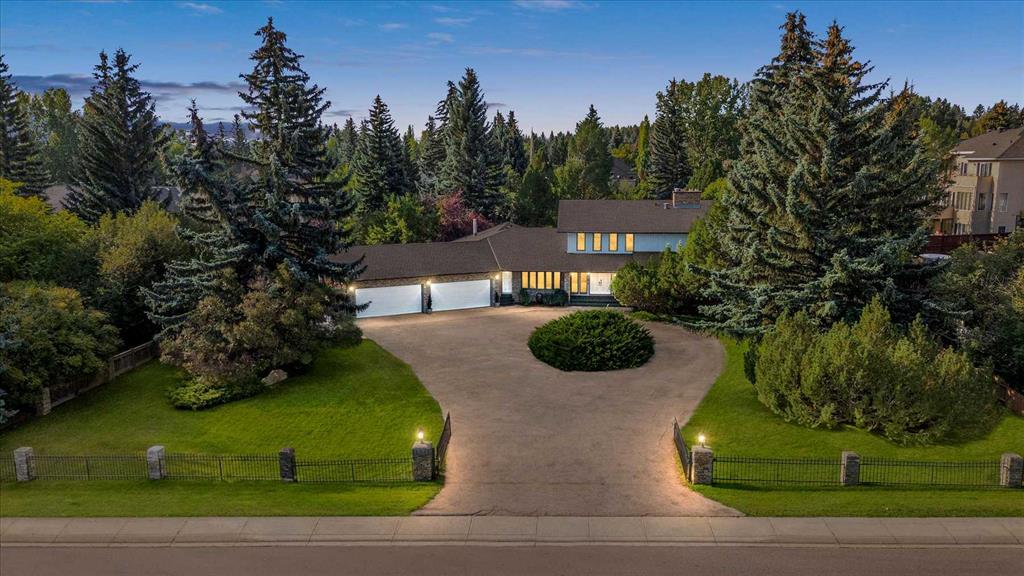 Picture of 1521 92 Avenue SW, Calgary Real Estate Listing