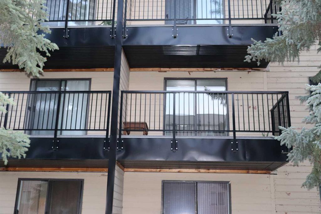 Picture of 205, 1221B West Haven Drive  , Edson Real Estate Listing