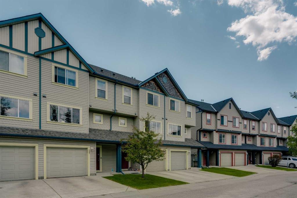 Picture of 135 Copperfield Lane SE, Calgary Real Estate Listing