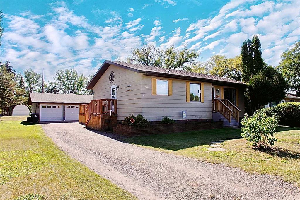 Picture of 209 2 Avenue E, Maidstone Real Estate Listing
