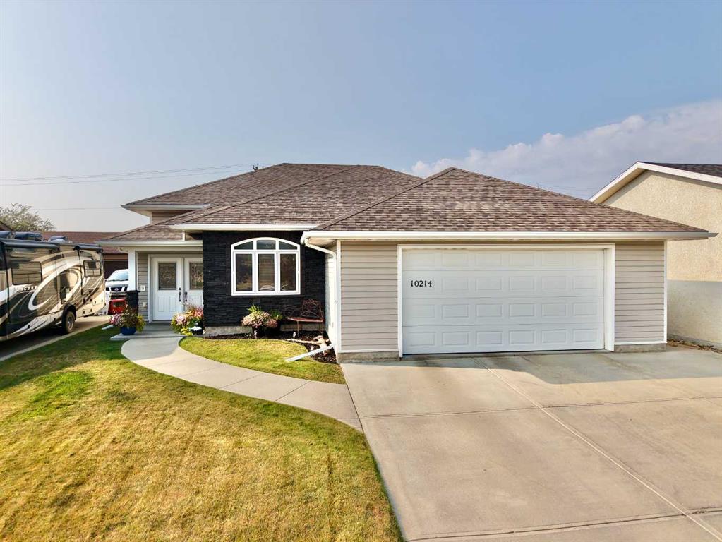 Picture of 10214 82 Street , Peace River Real Estate Listing