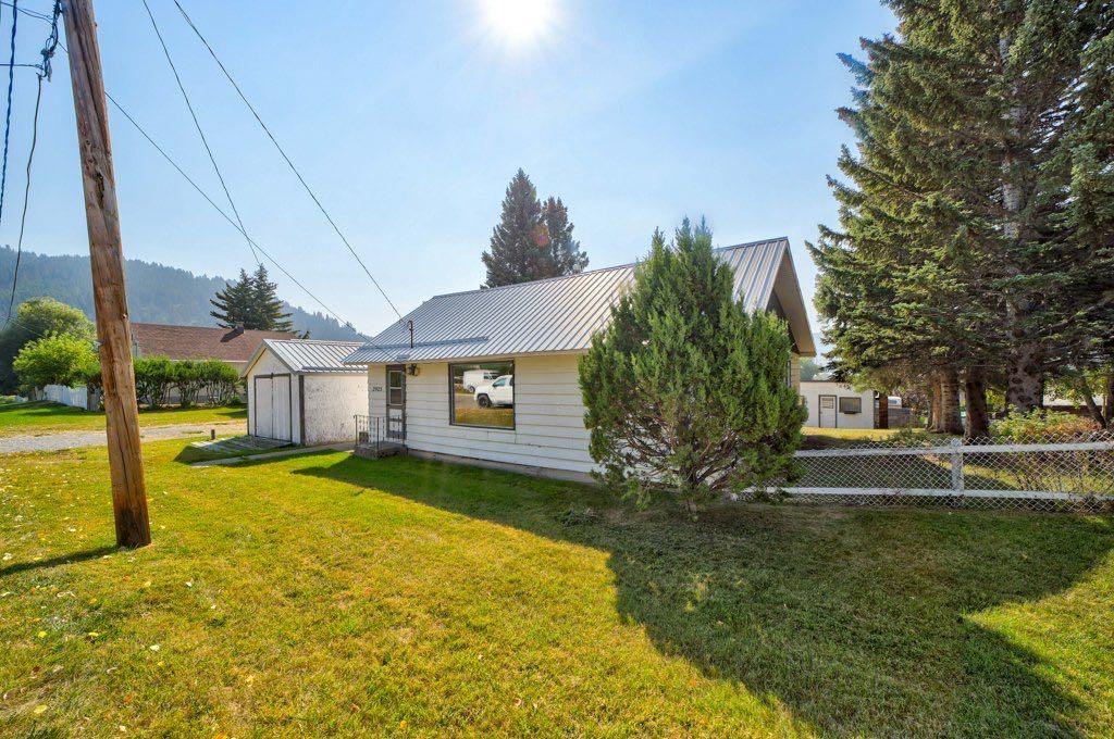 Picture of 2925 223 Street , Bellevue Real Estate Listing