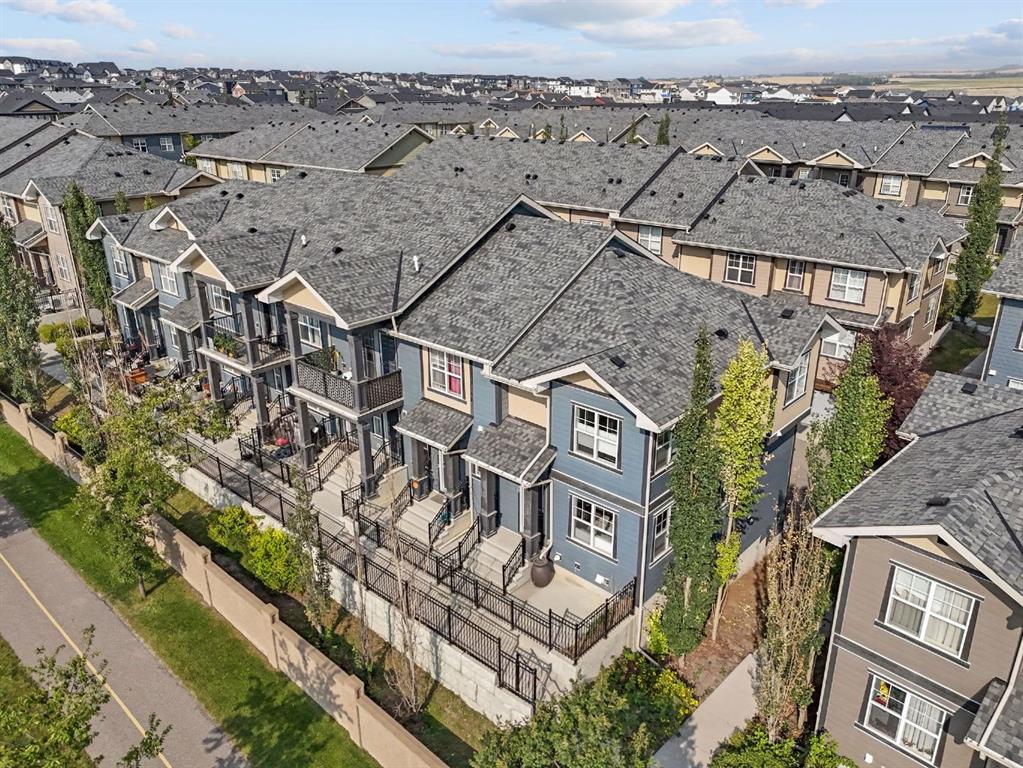 Picture of 139 Evanscrest Gardens NW, Calgary Real Estate Listing