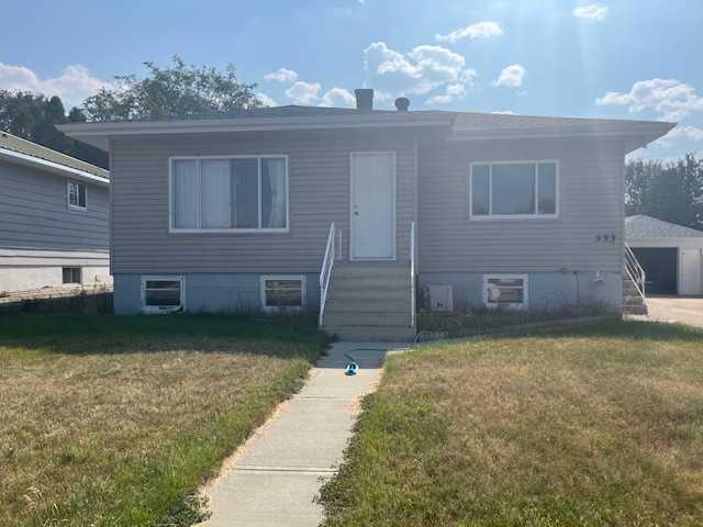 Picture of 333 9 Street SW, Medicine Hat Real Estate Listing