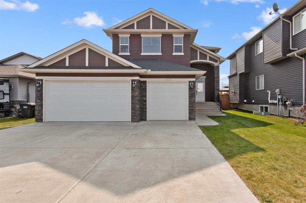 Picture of 1535 Idaho Street , Carstairs Real Estate Listing