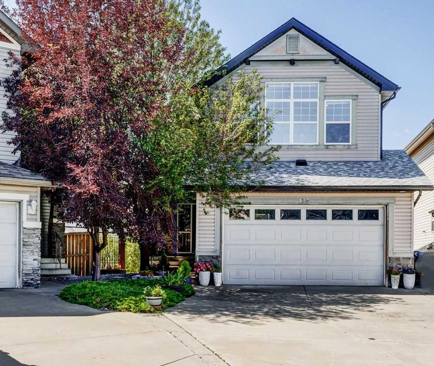 Picture of 129 Pantego Bay NW, Calgary Real Estate Listing