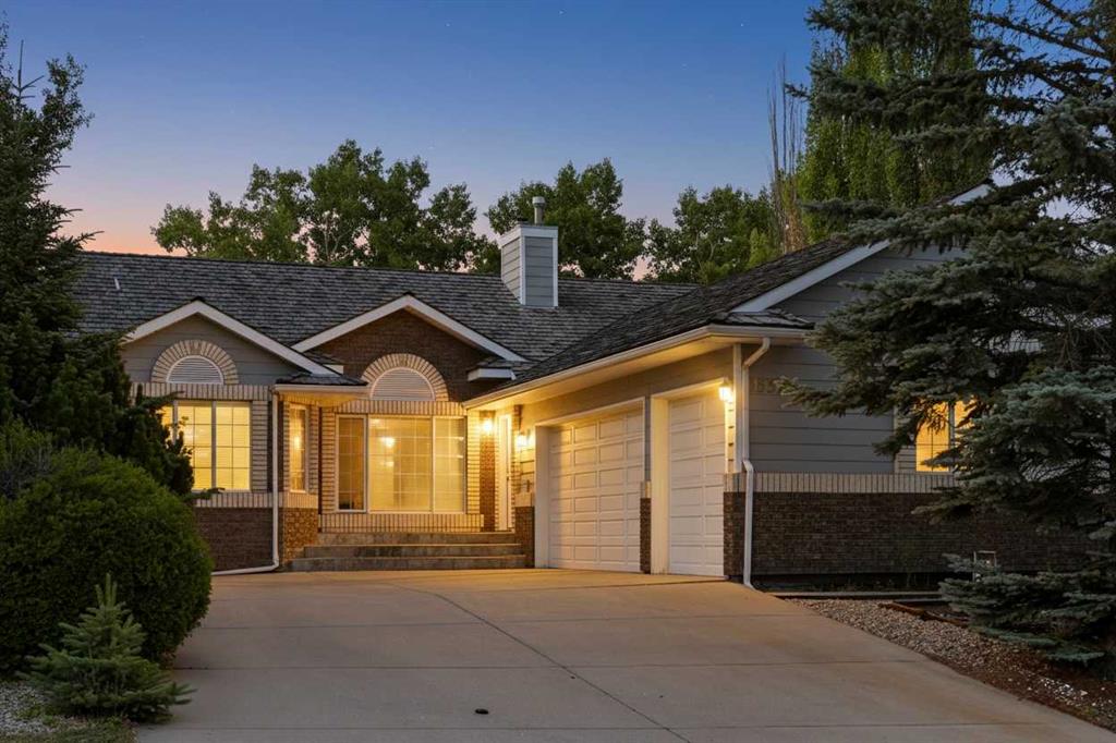 Picture of 1552 Evergreen Hill SW, Calgary Real Estate Listing