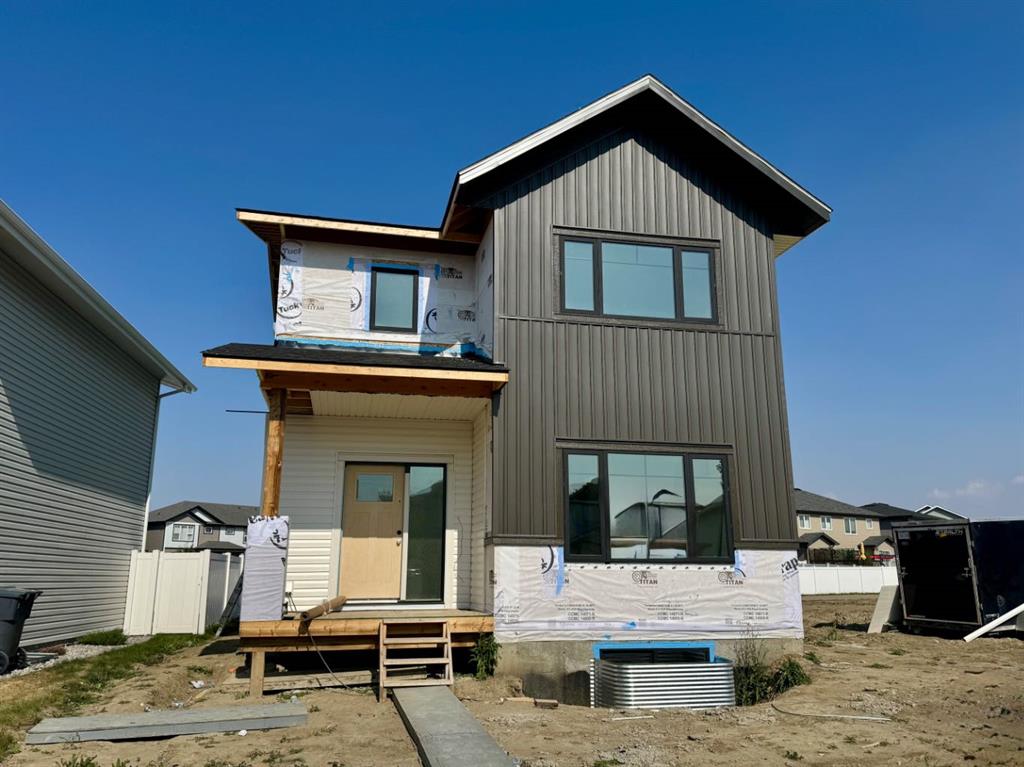Picture of 36 Memorial Parkway , Rural Red Deer County Real Estate Listing