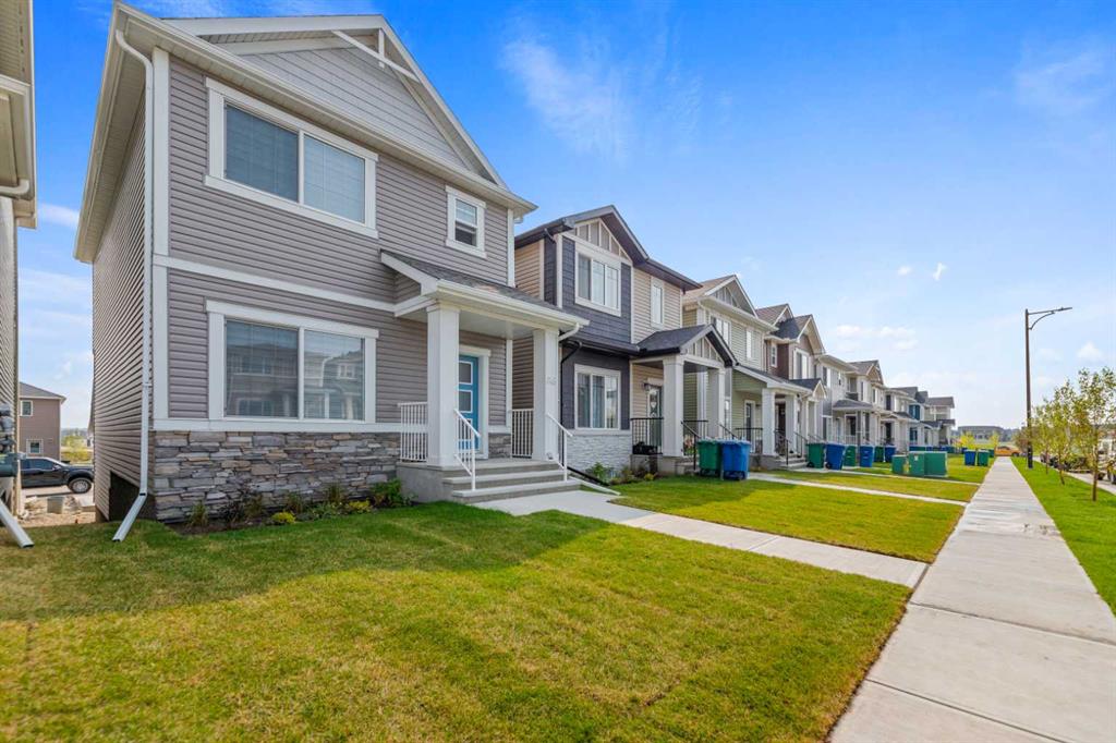 Picture of 746 Bayview Hill SW, Airdrie Real Estate Listing