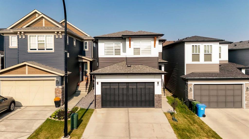 Picture of 29 Calhoun Crescent NE, Calgary Real Estate Listing