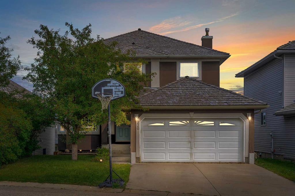 Picture of 220 Edgeridge Gardens NW, Calgary Real Estate Listing