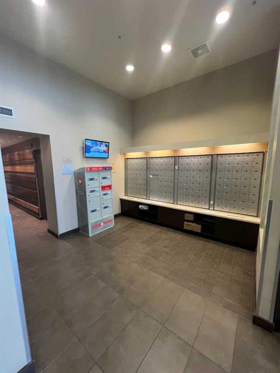 Picture of 1003, 55 Spruce Place SW, Calgary Real Estate Listing