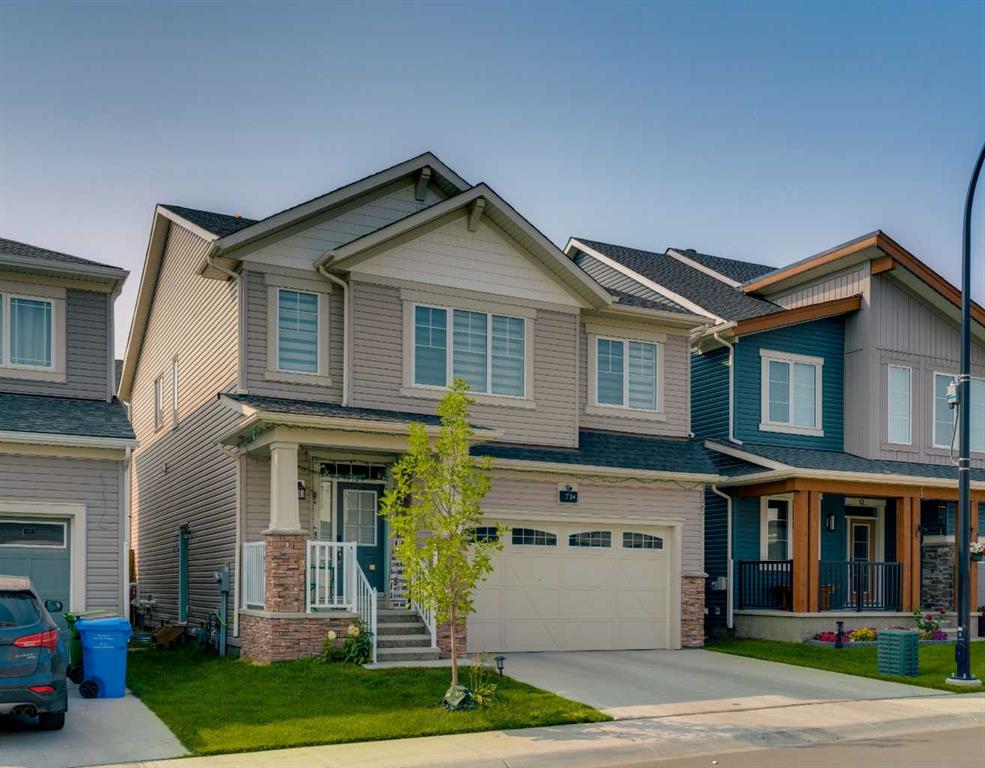 Picture of 71 Carringwood Grove NW, Calgary Real Estate Listing