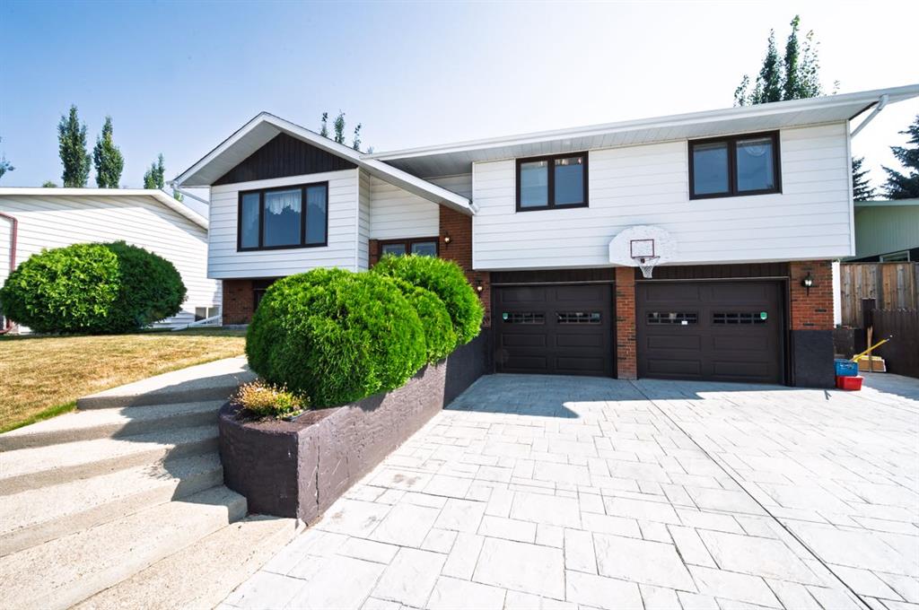 Picture of 23 Berry Avenue , Red Deer Real Estate Listing