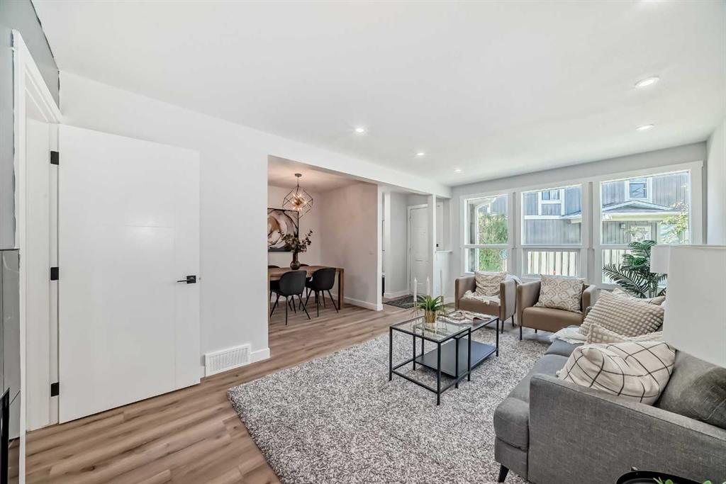 Picture of 404, 544 Blackthorn Road NE, Calgary Real Estate Listing