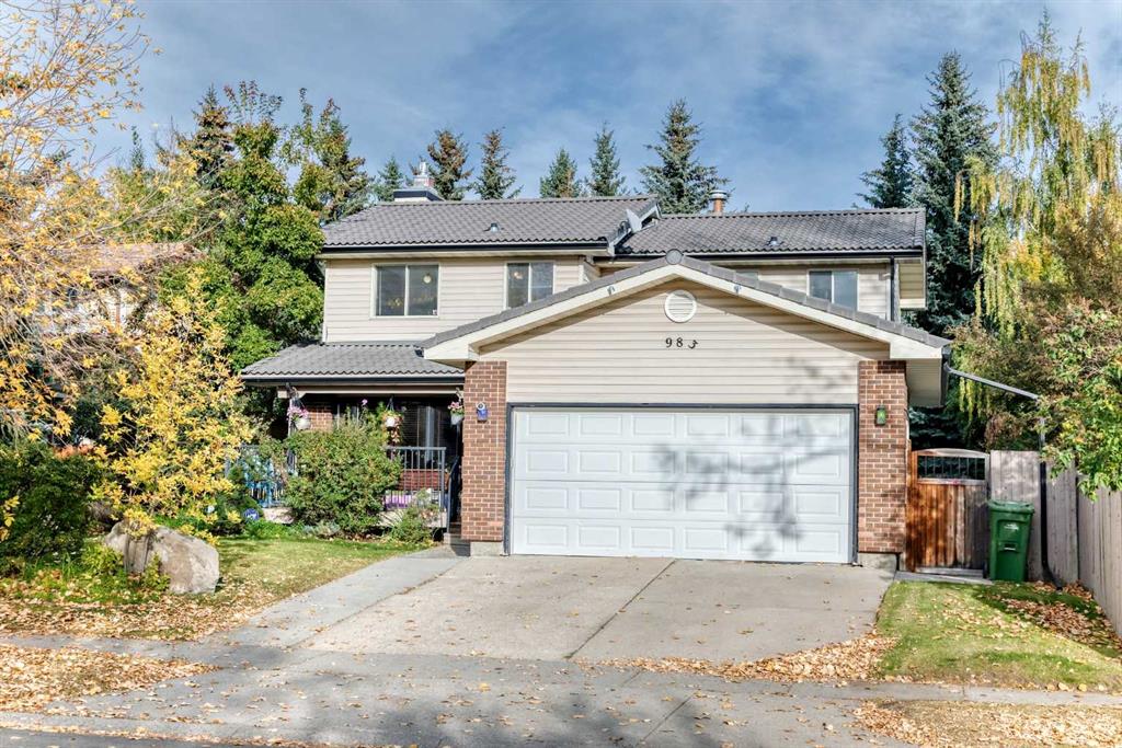 Picture of 983 Woodbine Boulevard SW, Calgary Real Estate Listing