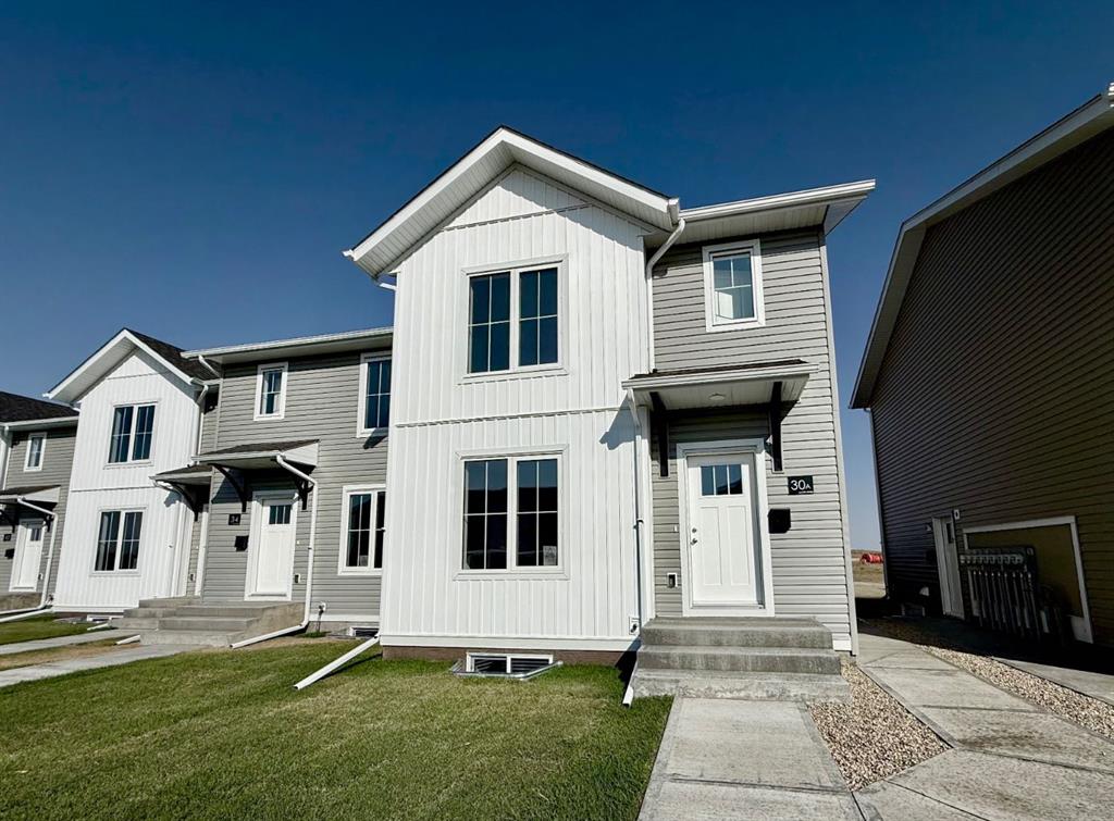 Picture of 30 Anna Close , Blackfalds Real Estate Listing
