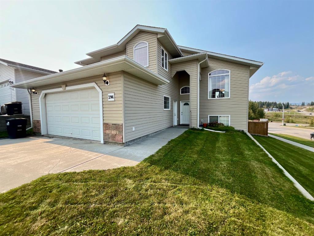 Picture of 294 Tocher Avenue , Hinton Real Estate Listing