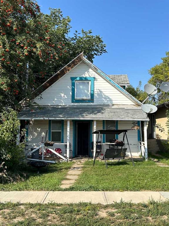 Picture of 5030 52 Avenue , High Prairie Real Estate Listing