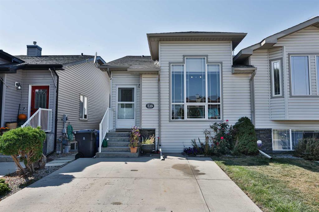 Picture of 326 Lynx Crescent N, Lethbridge Real Estate Listing