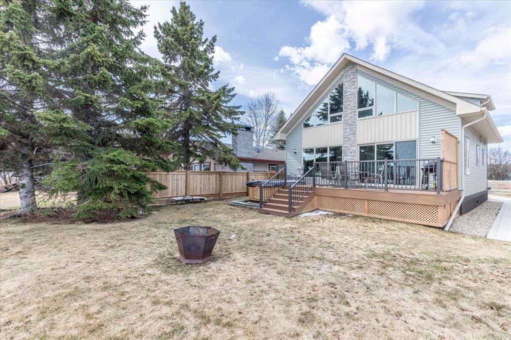 Picture of 33 Lakeshore Drive , Grandview Real Estate Listing