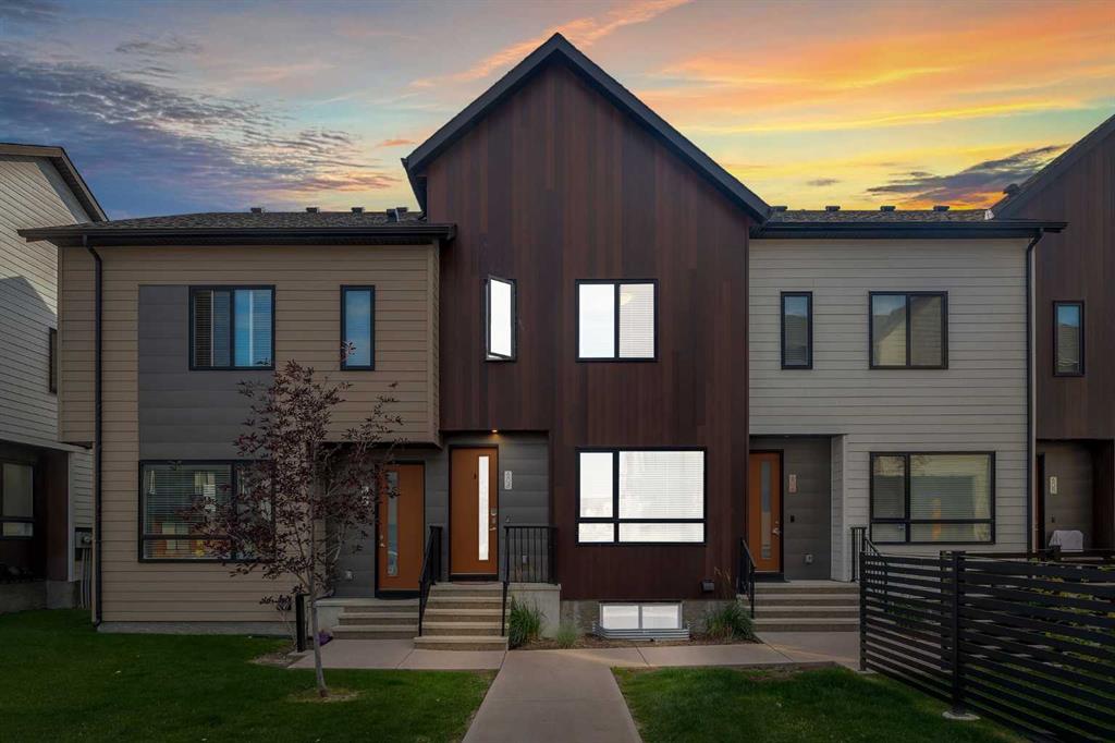 Picture of 604 Redstone Crescent NE, Calgary Real Estate Listing