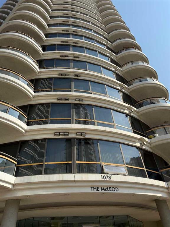 Picture of 1302, 1078 6 Avenue SW, Calgary Real Estate Listing
