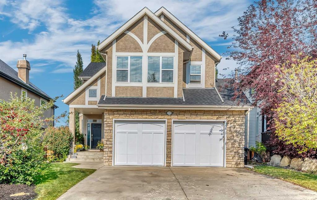 Picture of 39 Crestridge Way SW, Calgary Real Estate Listing