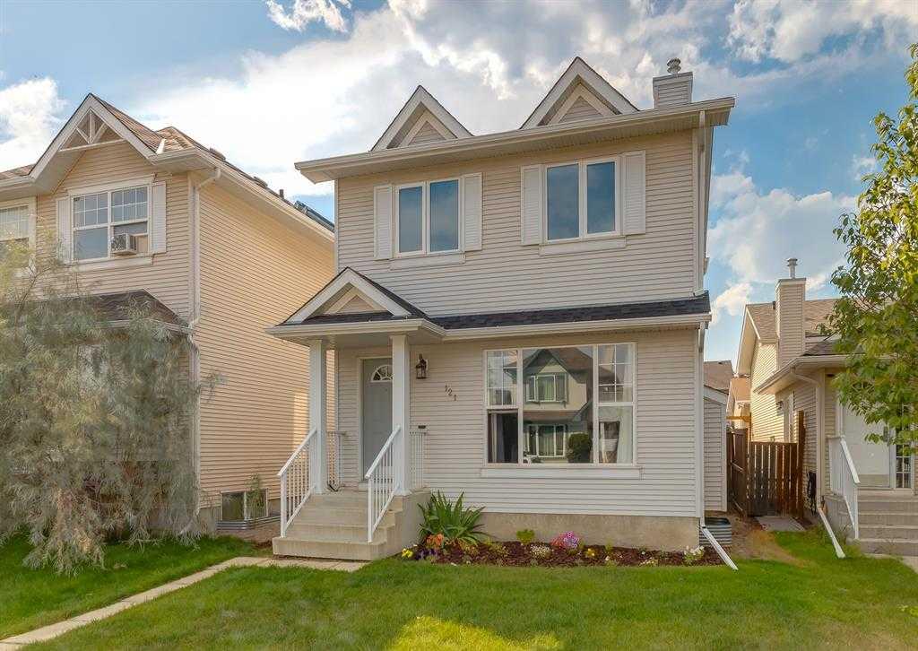 Picture of 121 Cramond Close SE, Calgary Real Estate Listing