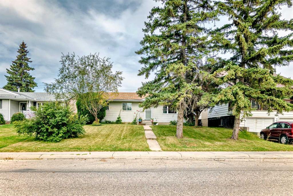 Picture of 352 Malvern Close NE, Calgary Real Estate Listing