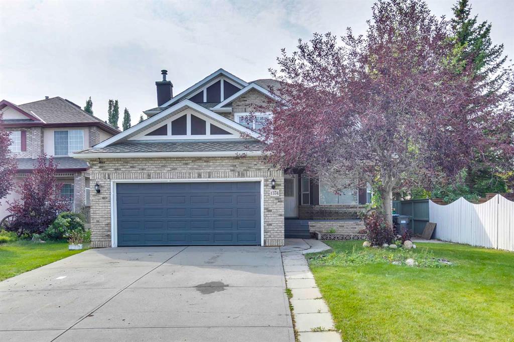 Picture of 1374 Strathcona Drive SW, Calgary Real Estate Listing