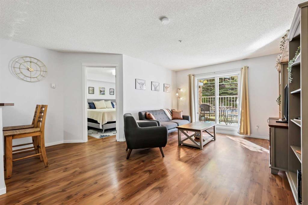 Picture of 9117, 70 Panamount Drive NW, Calgary Real Estate Listing