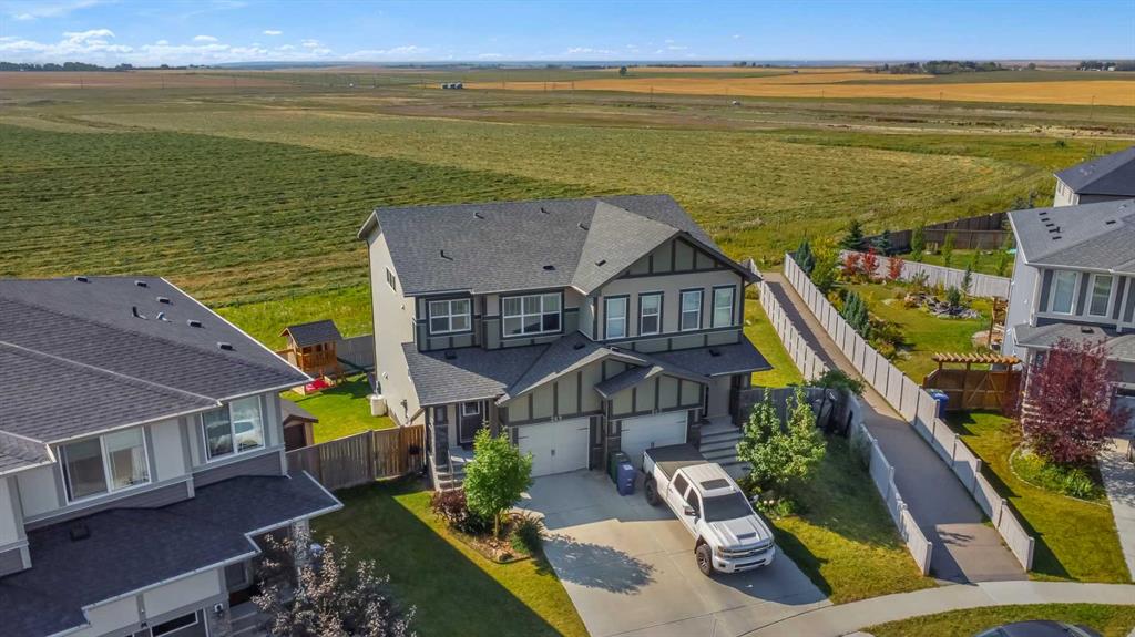 Picture of 269 Hillcrest Road SW, Airdrie Real Estate Listing