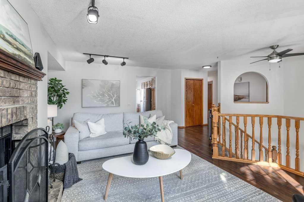Picture of 21 West Mcdougal Road , Cochrane Real Estate Listing