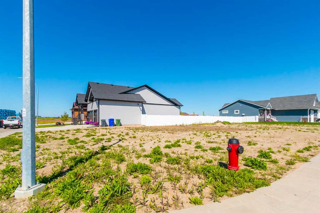 Picture of 38 Viceroy Crescent , Olds Real Estate Listing