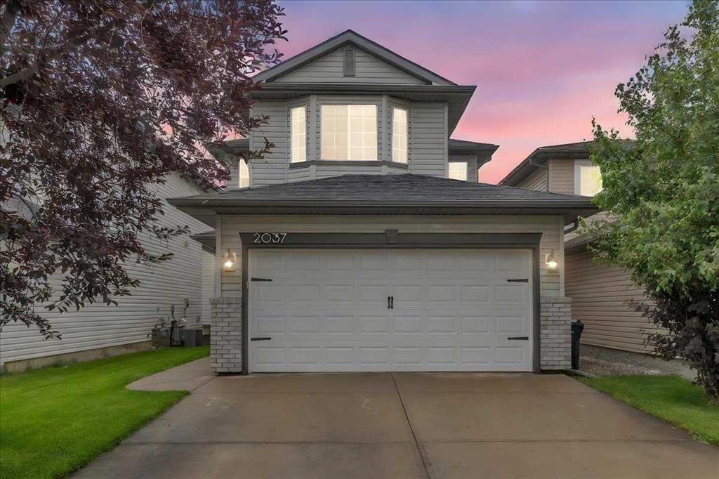 Picture of 2037 Bridlemeadows Manor SW, Calgary Real Estate Listing