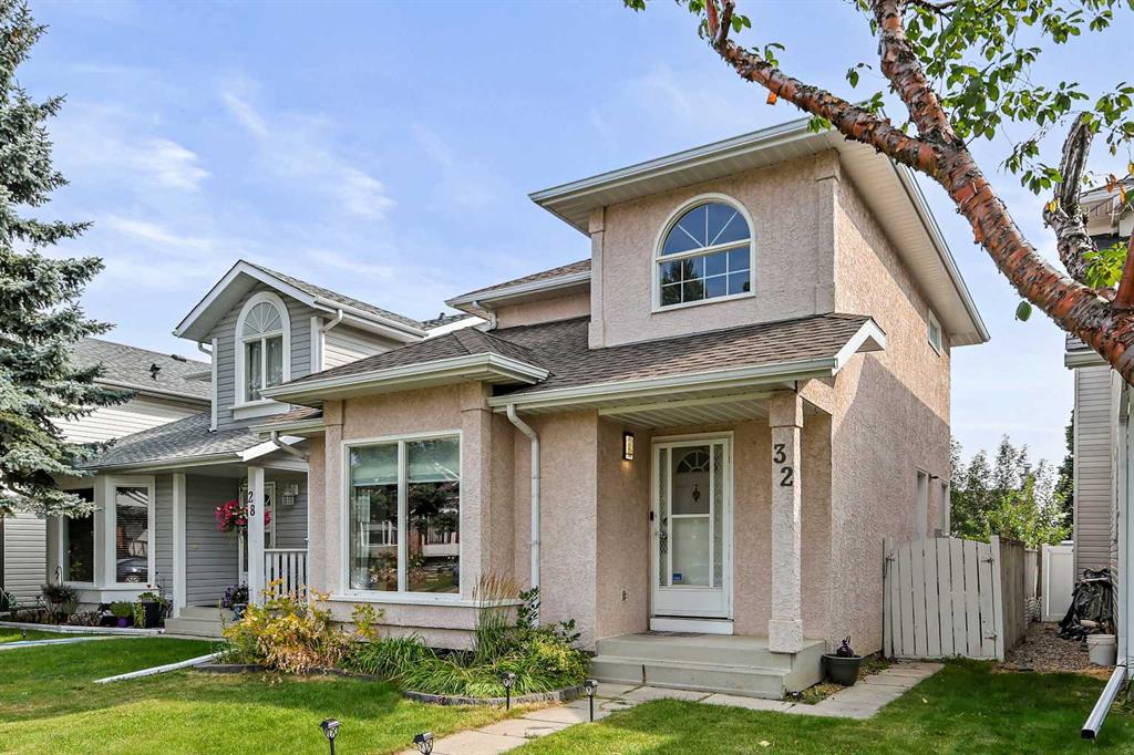 Picture of 32 Millrise Crescent SW, Calgary Real Estate Listing