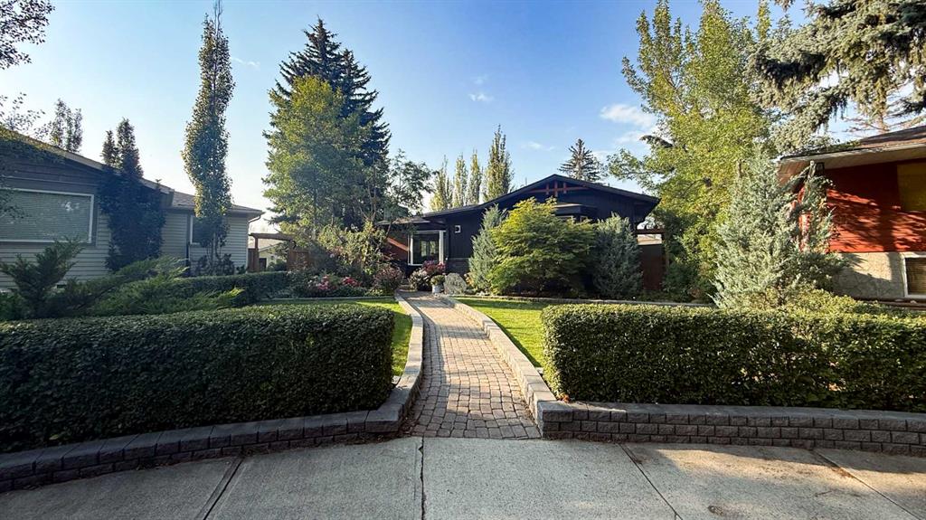 Picture of 1423 18 Street NE, Calgary Real Estate Listing