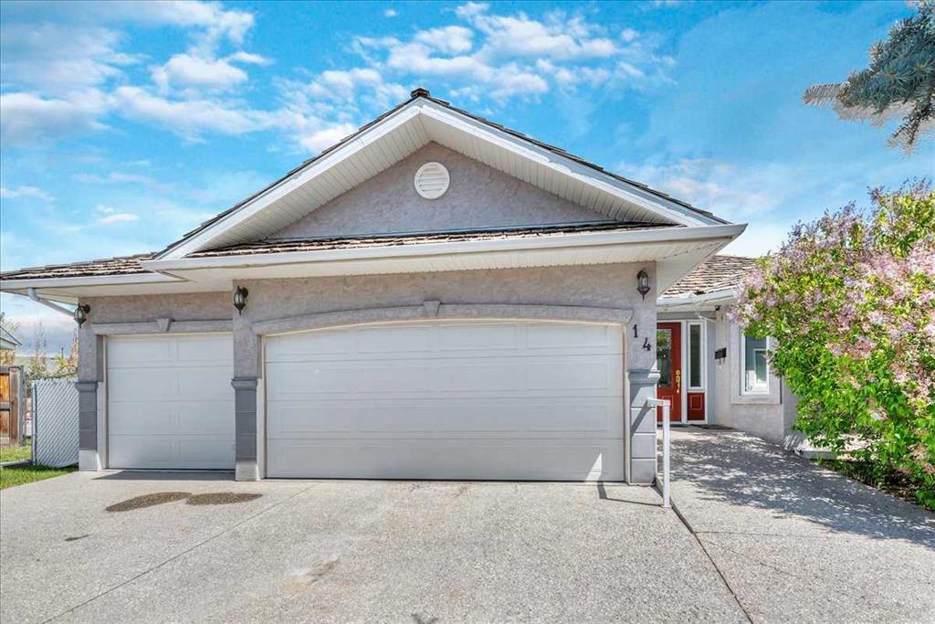 Picture of 14 Grande Point Estates , Strathmore Real Estate Listing