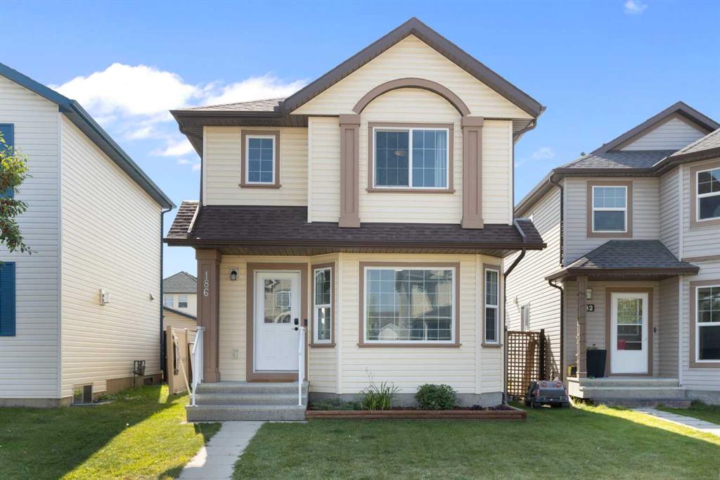 Picture of 186 Citadel Acres Close NW, Calgary Real Estate Listing