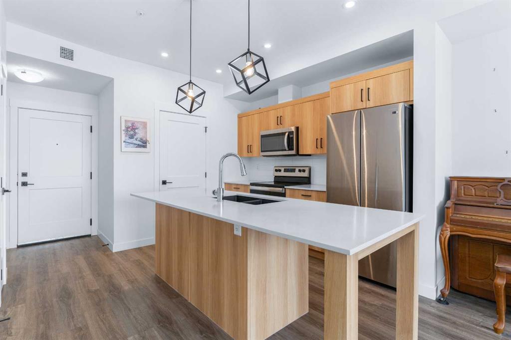 Picture of 208, 20 Sage Hill Walk NW, Calgary Real Estate Listing