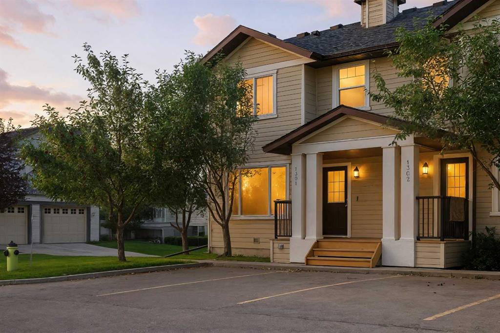 Picture of 1301, 2384 Sagewood Gate SW, Airdrie Real Estate Listing