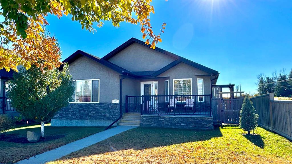 Picture of 1957 High Country Drive NW, High River Real Estate Listing