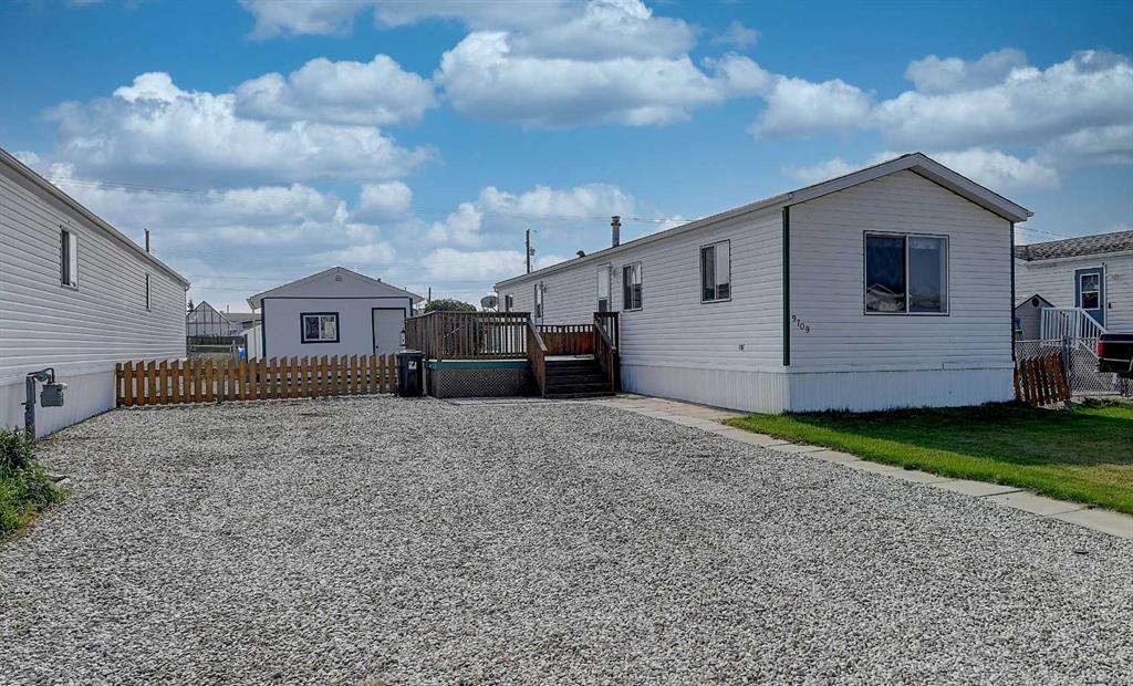 Picture of 9709 108 Avenue , Clairmont Real Estate Listing